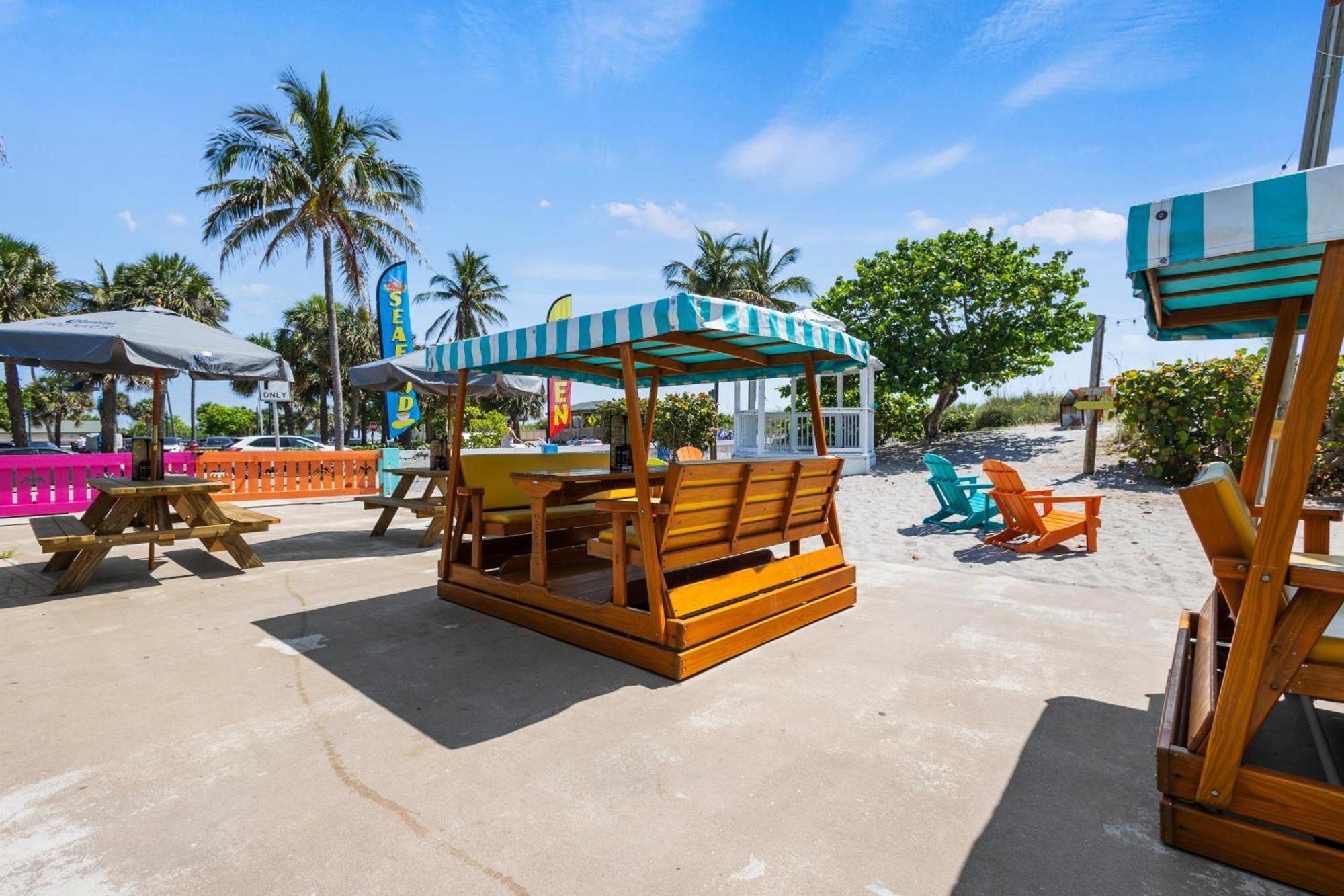 Oceanfront Inn, Private Balcony, 2 Full Beds #16 Fort Pierce Esterno foto