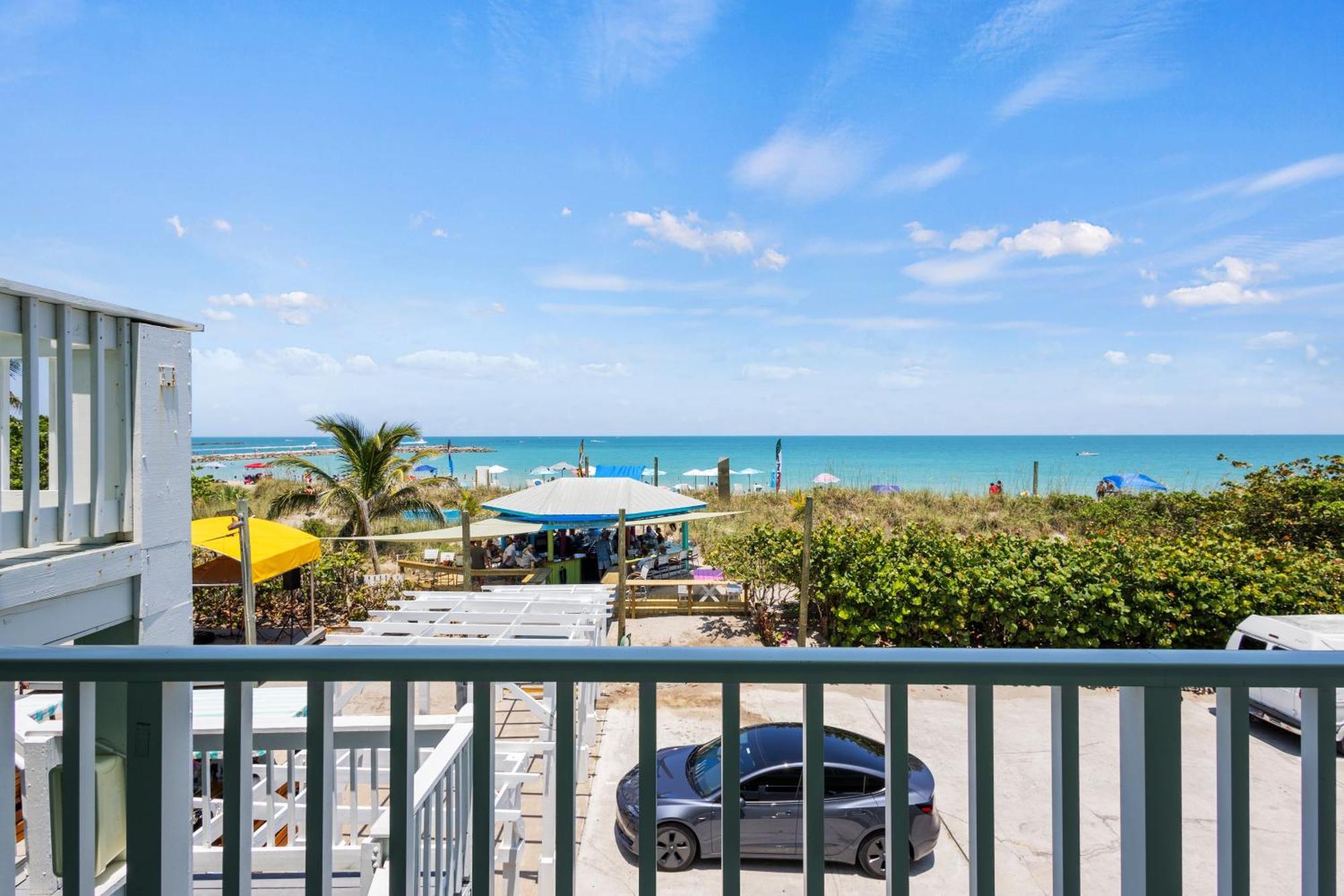Oceanfront Inn, Private Balcony, 2 Full Beds #16 Fort Pierce Esterno foto