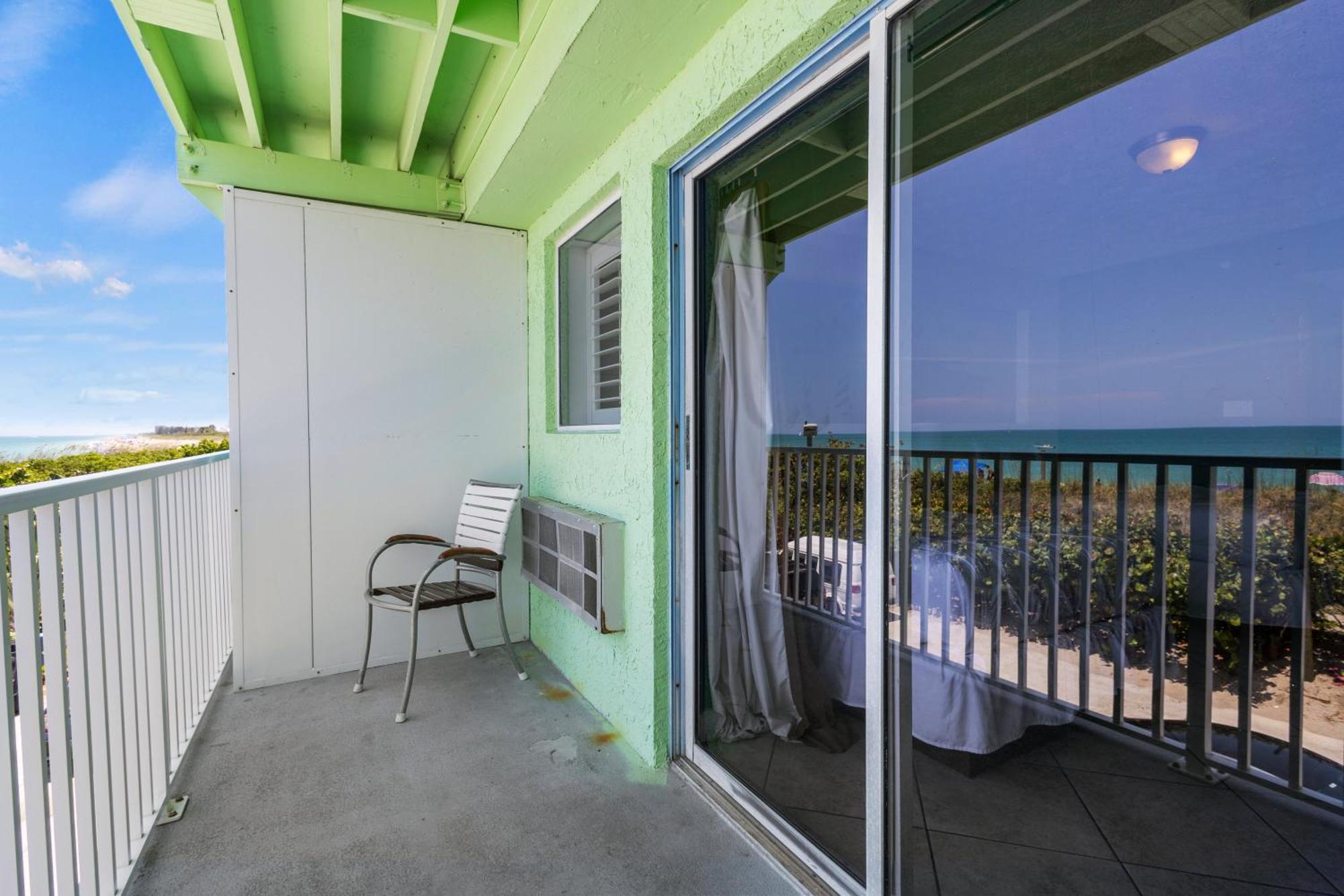 Oceanfront Inn, Private Balcony, 2 Full Beds #16 Fort Pierce Esterno foto